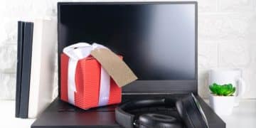 The Ultimate Geek Gift Guide: 10 Must-Have Items for 2025 - Cover Image
