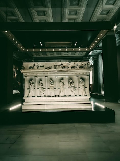 A wide shot depicting a large-scale ceremonial scene from *, showcasing the grandeur of the royal court and the elaborate traditional costumes, emphasizing the drama's attention to historical accuracy and cultural detail.