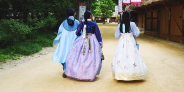 Understanding Seollal: Celebrating Korean New Year in the US - Cover Image