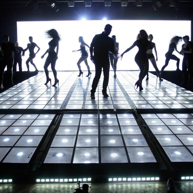 Exploring the Evolution of K-Pop Dance: New Moves and Influences in 2025